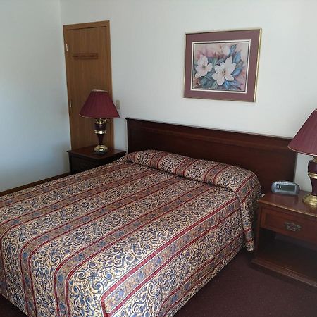 Rock Falls All Seasons Motel מראה חיצוני תמונה